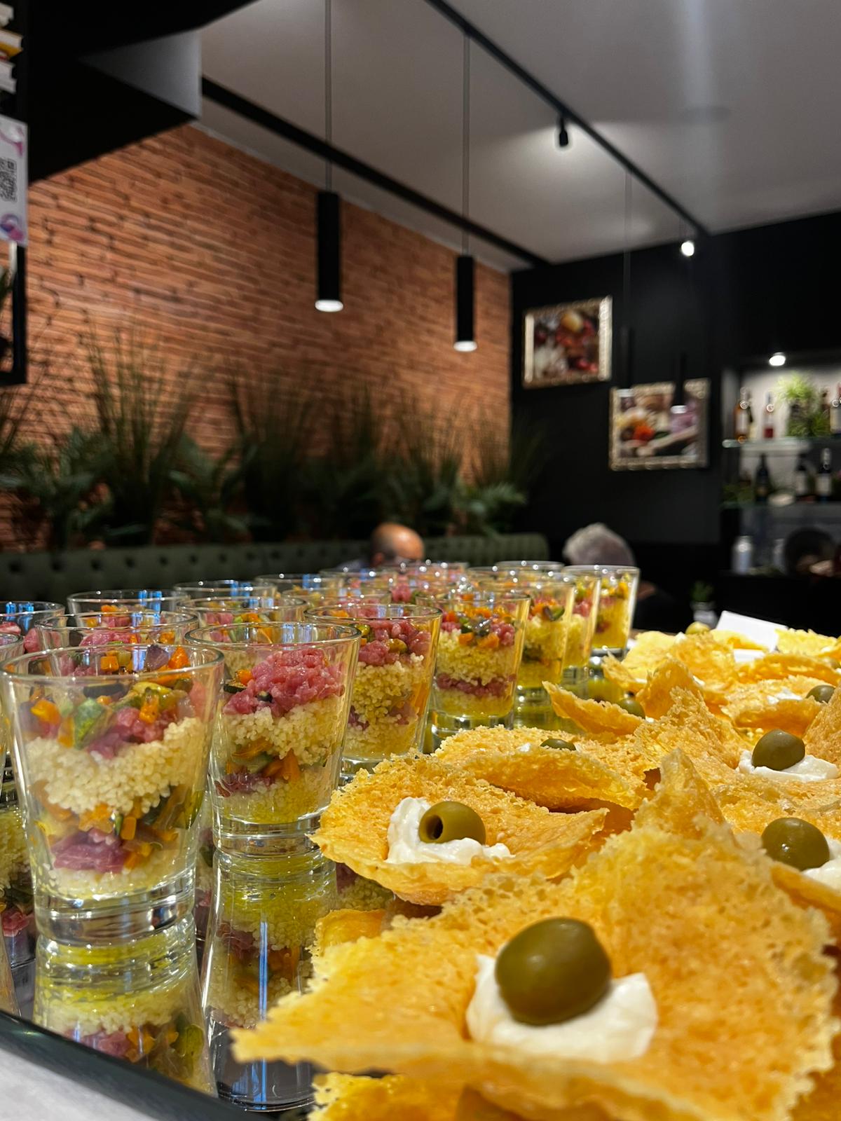 APERITIVO IN MUSICA